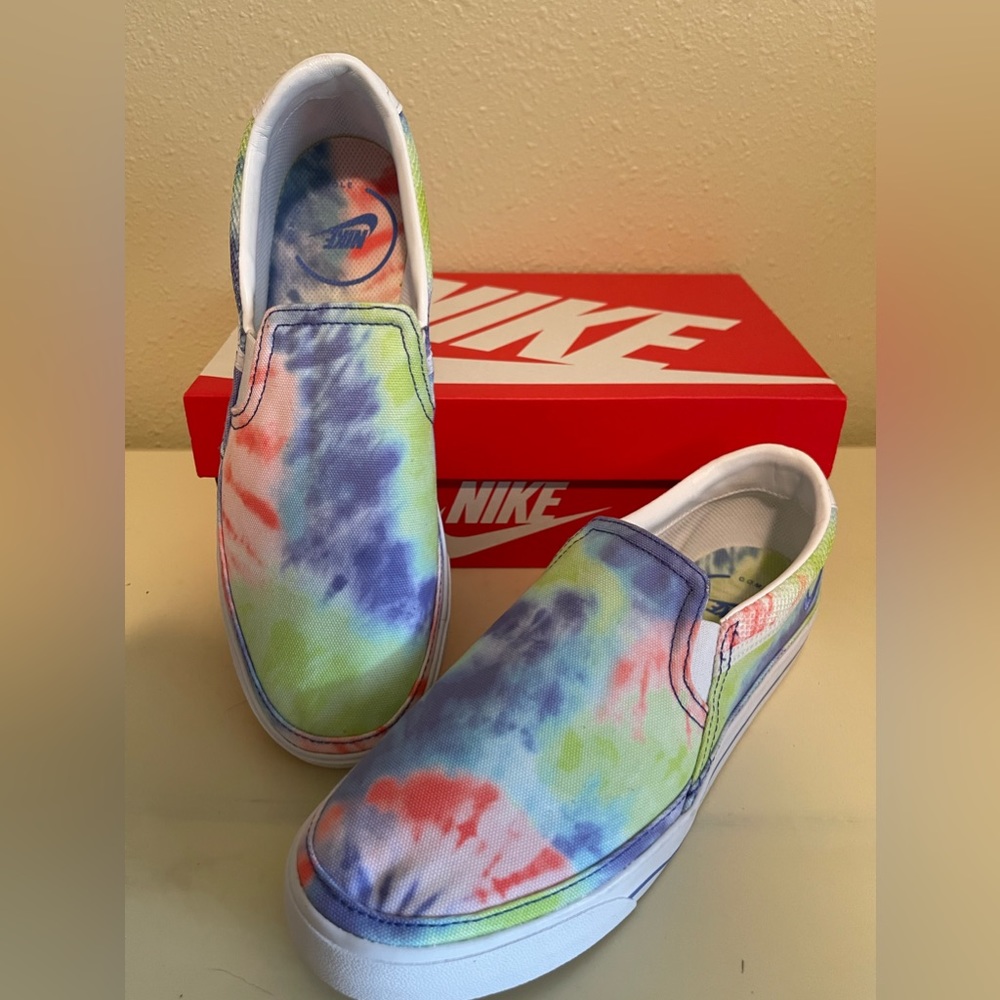 New Nike Court Legacy Slip On PT Shoes Size 9 NIB